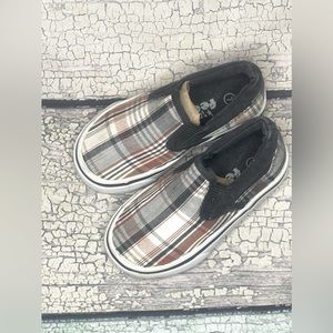 Toddlers Slip on tennis shoes